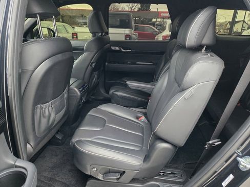 Used 2023 Hyundai Palisade Calligraphy image 27
