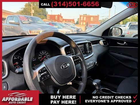 Used 2020 Kia Sorento FWD V6 image 7