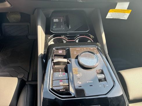 New 2026 BMW 530i xDrive AWD/4WD image 15