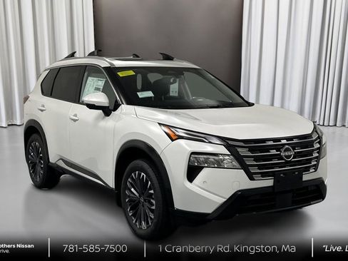 New 2026 Nissan Rogue Platinum w/ Platinum Premium Package image 3