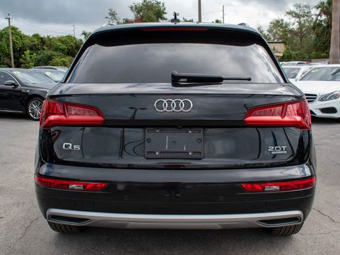 Used 2018 Audi Q5 2.0T Premium Plus w/ Premium Plus Package AWD/4WD image 5