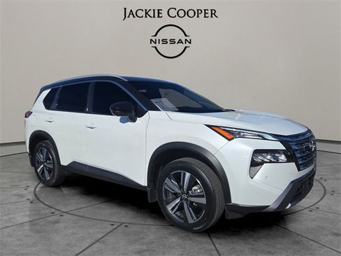 Certified 2025 Nissan Rogue SL w/ SL Premium Package image 7