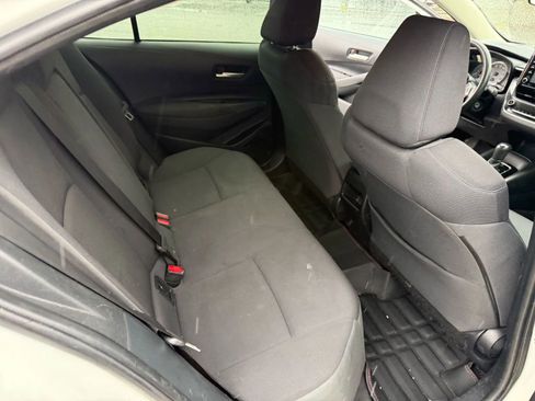 Used 2021 Toyota Corolla LE w/ Carpet Mat Package (TMS) image 13