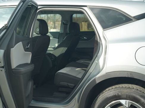 Used 2023 Chevrolet Blazer LT FWD image 15