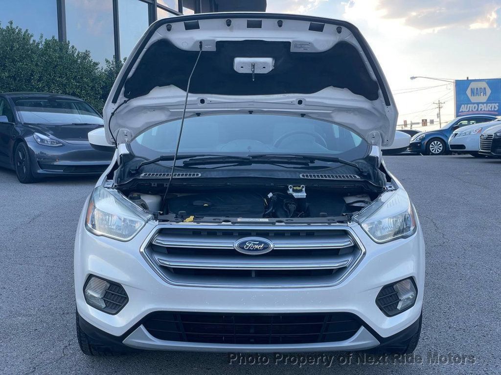 Used 2017 Ford Escape SE FWD image 23