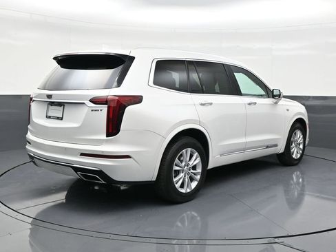 Used 2021 Cadillac XT6 Luxury image 5