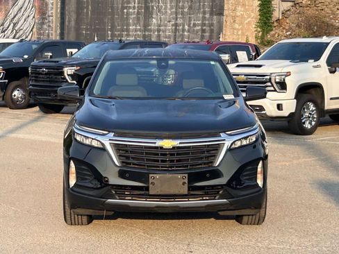 Used 2024 Chevrolet Equinox LT AWD/4WD image 2