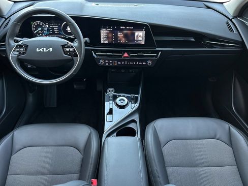 Used 2023 Kia Niro Wind FWD image 13