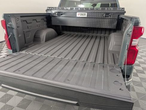 Used 2025 Chevrolet Silverado 1500 LTZ w/ Technology Package AWD/4WD image 28