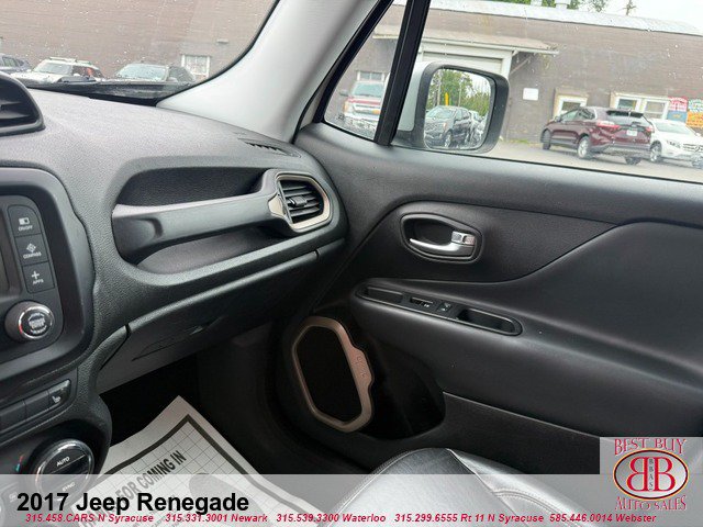 Used 2017 Jeep Renegade Limited AWD/4WD image 11
