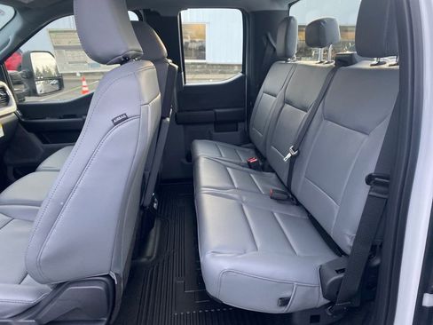 New 2026 Ford F250 XL w/ XL Chrome Package image 19