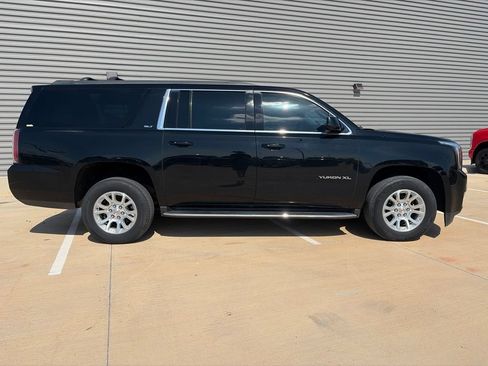 Used 2020 GMC Yukon XL SLT AWD/4WD image 2