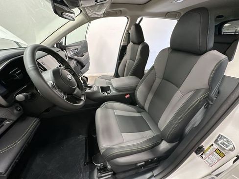 Used 2025 Subaru Outback Onyx Edition XT image 17