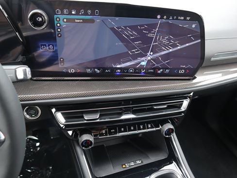 New 2026 Chevrolet Traverse High Country image 12