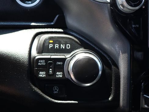 Used 2024 RAM 1500 Big Horn AWD/4WD image 23