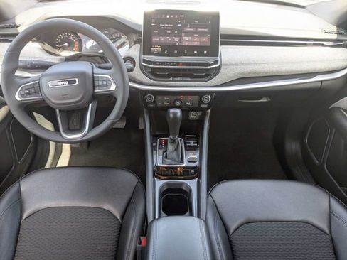 Certified 2024 Jeep Compass Latitude AWD/4WD image 14