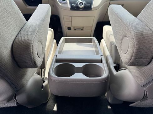 Used 2013 Honda Odyssey EX image 10