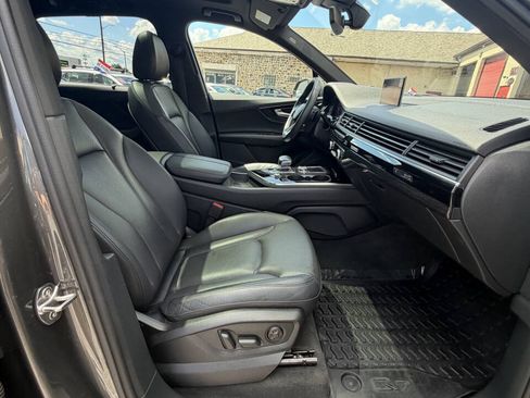 Used 2018 Audi Q7 3.0T Premium Plus w/ Premium Plus Package AWD/4WD image 34