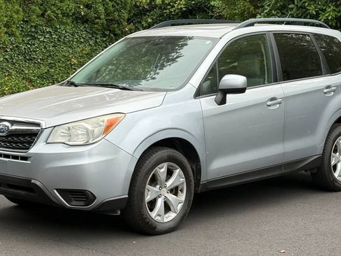 Used 2014 Subaru Forester 2.5i Premium w/ All-Weather Package AWD/4WD image 1