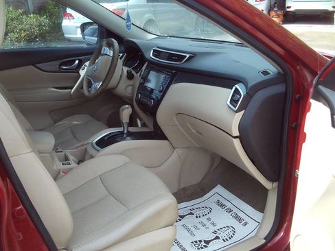 Used 2014 Nissan Rogue SL AWD/4WD image 26