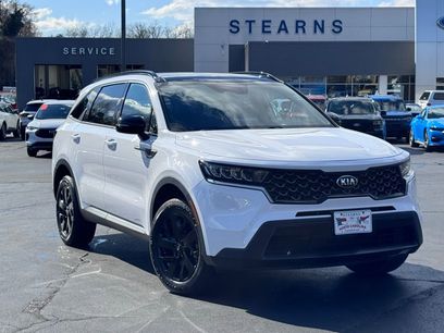 Used 2021 Kia Sorento S w/ Panoramic Sunroof Package