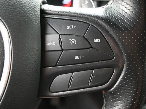 Used 2022 Dodge Durango R/T AWD/4WD image 18
