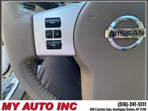 Used 2011 Nissan Pathfinder Silver AWD/4WD image 20