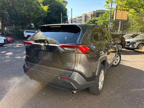 Used 2019 Toyota RAV4 XLE w/ All Weather Liner Package AWD/4WD image 3