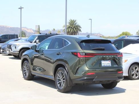 Certified 2025 Lexus NX 250 FWD w/ Premium Package image 19