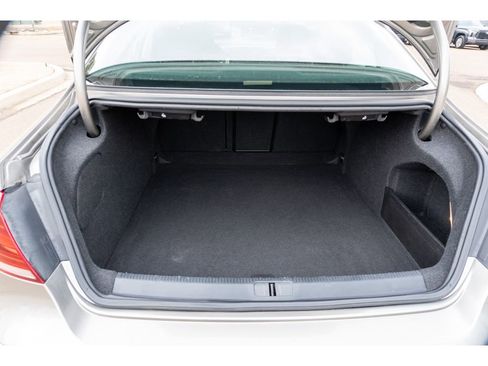 Used 2014 Volkswagen CC Sport image 12