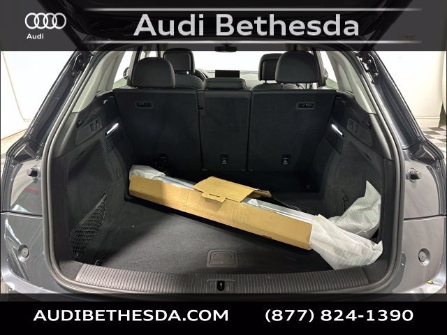 Used 2023 Audi Q5 2.0T Premium w/ Convenience Package AWD/4WD image 10