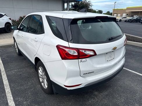 Used 2018 Chevrolet Equinox LS FWD image 8