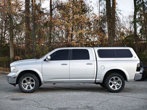 Used 2016 RAM 1500 Laramie w/ Convenience Group image 2