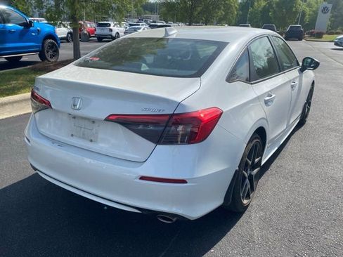 Used 2024 Honda Civic Sport image 11