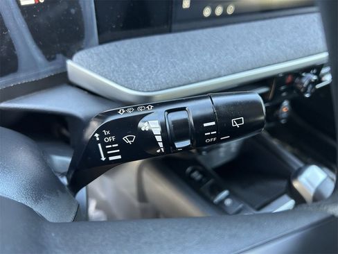 New 2026 Nissan Kicks SV image 34