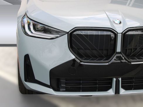 New 2026 BMW X3 xDrive30 w/ Premium Package image 11