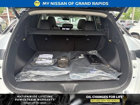 New 2026 Nissan Murano Platinum w/ Cargo Package AWD/4WD image 26