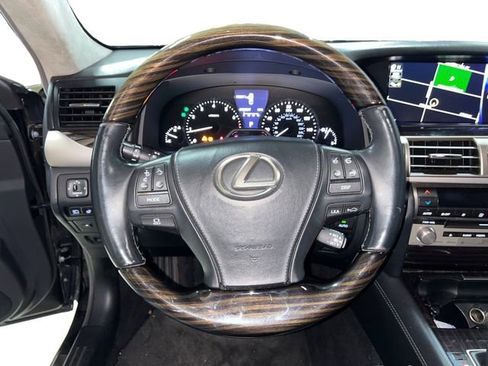 Used 2016 Lexus LS 460 L image 10