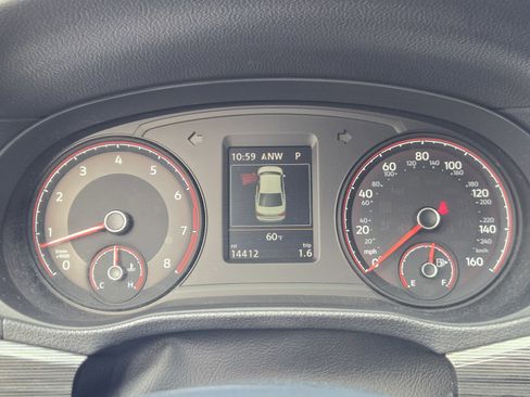 Used 2021 Volkswagen Passat 2.0T R-Line image 22