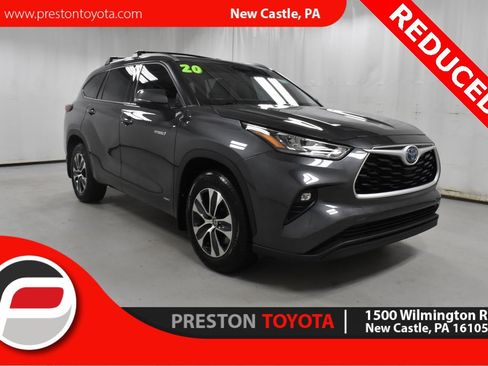 Used 2020 Toyota Highlander XLE image 1