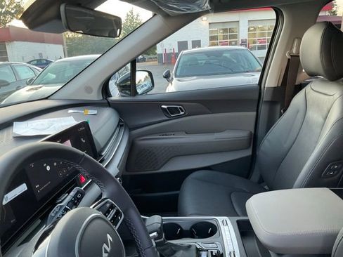 New 2026 Kia Carnival SX image 40