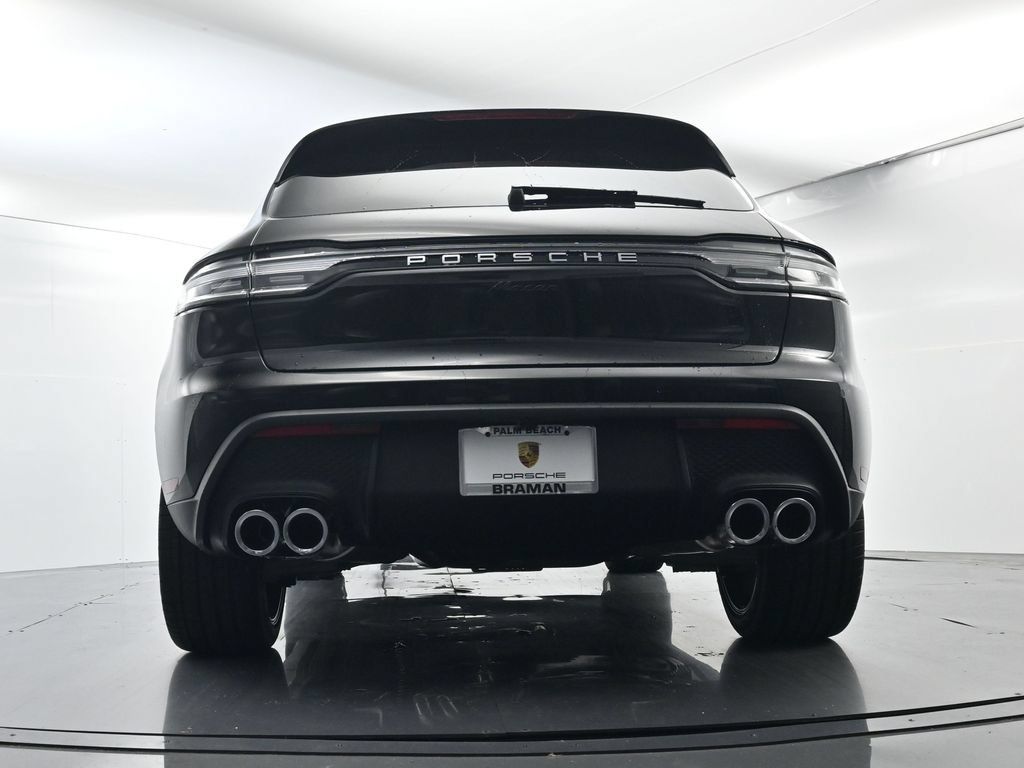 Certified 2026 Porsche Macan AWD/4WD image 47