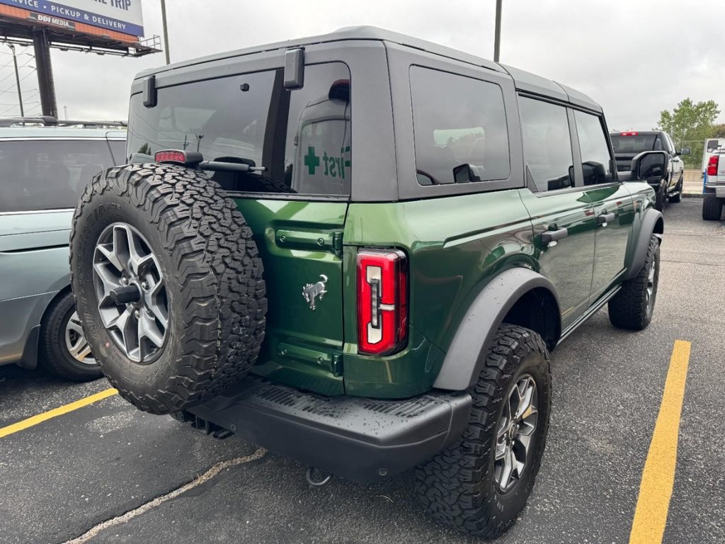 Used 2023 Ford Bronco Badlands AWD/4WD image 10
