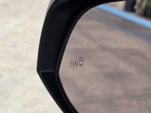 Used 2019 Toyota RAV4 XLE FWD image 29