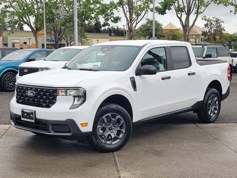 New 2026 Ford Maverick XLT image 2