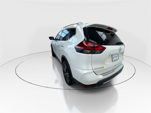 Used 2017 Nissan Rogue SL w/ SL Premium Package image 6