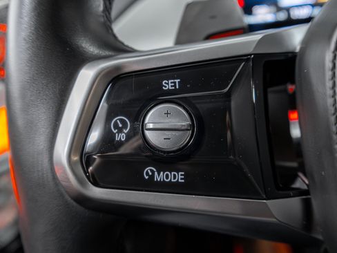 Used 2023 BMW 760i xDrive w/ Parking Assistance Package image 60