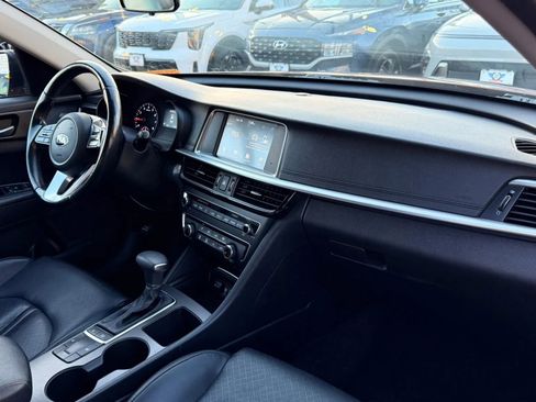 Used 2020 Kia Optima SE FWD image 17