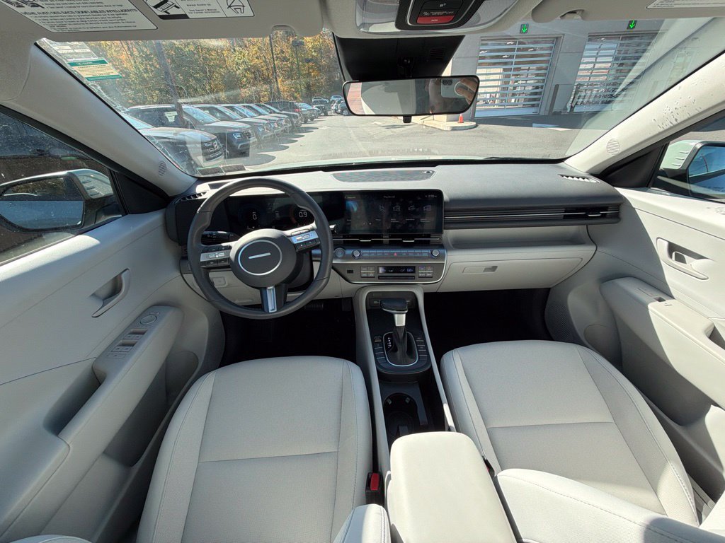 Used 2024 Hyundai Kona SEL AWD/4WD image 14
