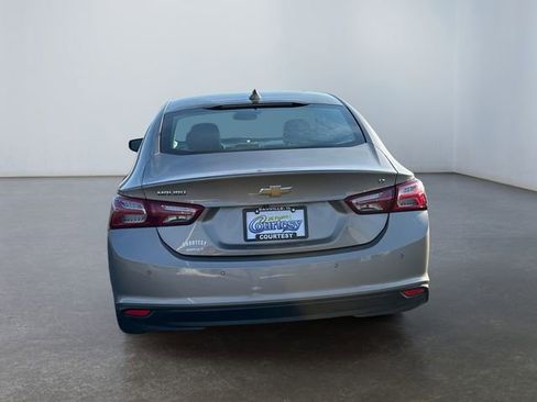 Used 2024 Chevrolet Malibu LT image 4